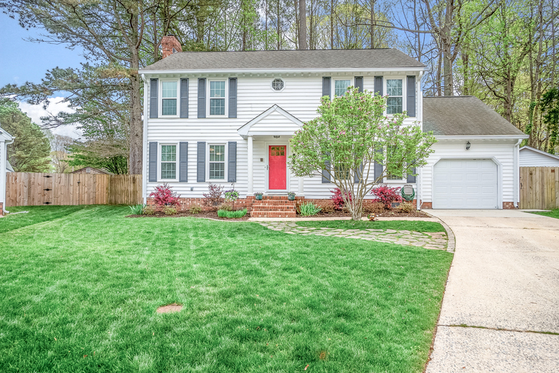Chesapeake House: 717 Hempstead Court