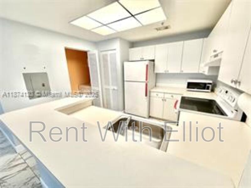 Fort Lauderdale Condo: 2015 SE 10 ave