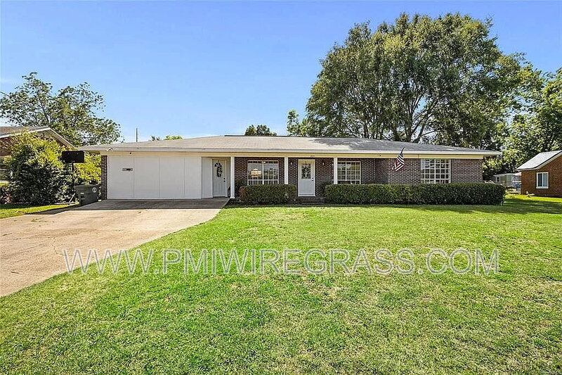 Enterprise House: 203 Gilbert Street