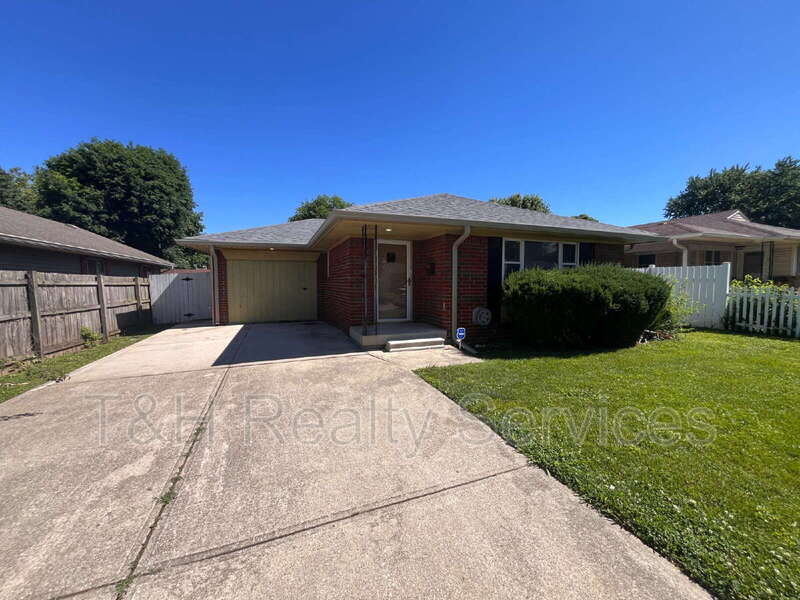 Indianapolis House: 110 Pennsylvania Court