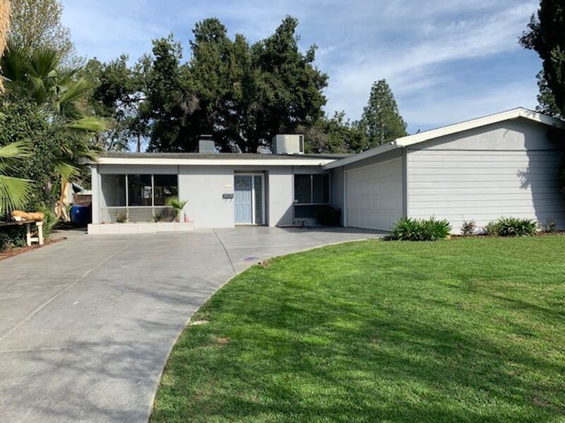 West Hills House: 22859 Valerio Street