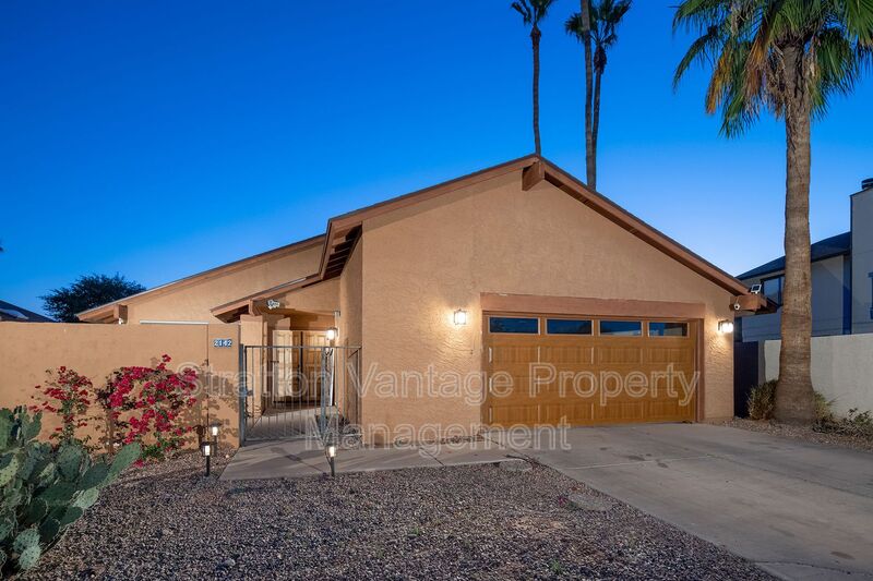 Mesa House: 2142 S Las Palmas