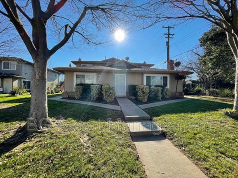 Sacramento Condo: 4110 34th Avenue