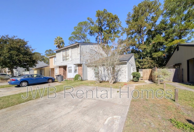 Jacksonville Townhome: 5647 Bryner Dr