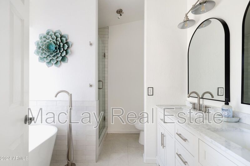 Gilbert House: 1233 E Sea Gull Dr.