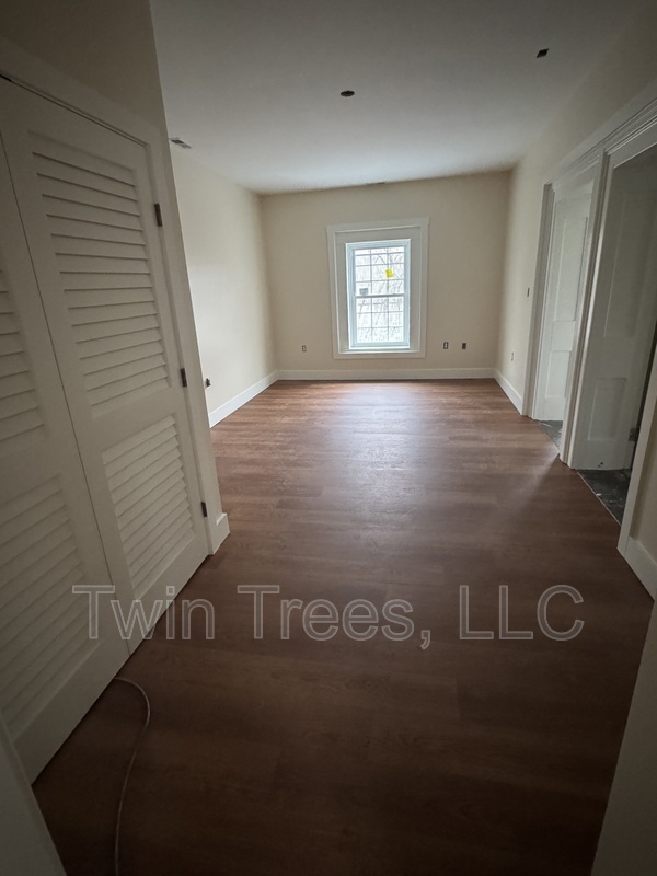 MOUNT JACKSON Condo: 6091 Main Street