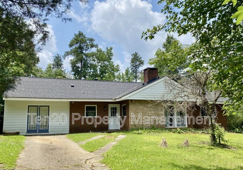 Phenix City House: 1609 4th Place