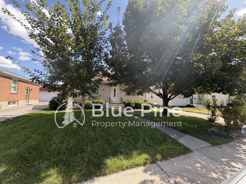 Pocatello House: 556 Warren Avenue
