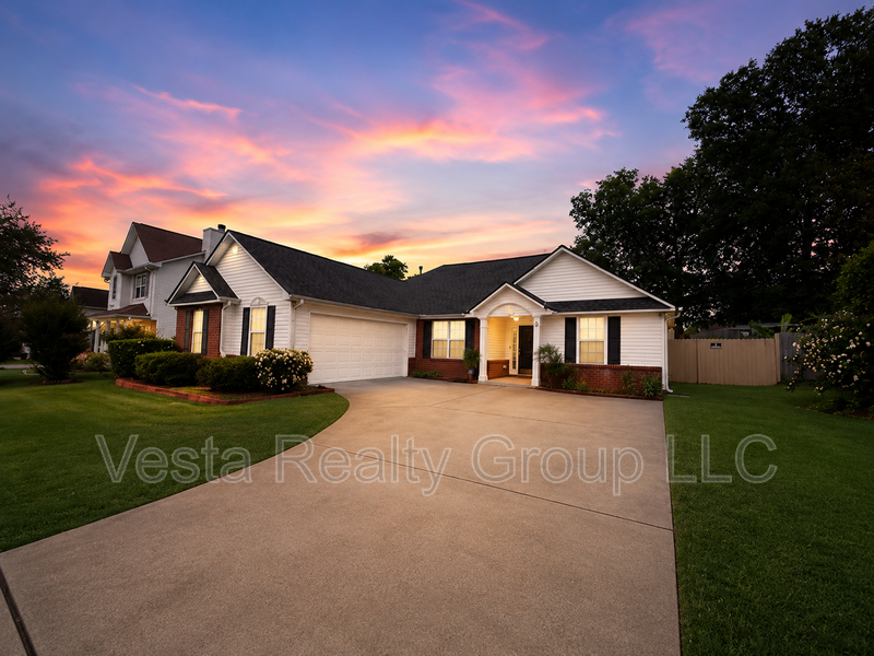 McDonough House: 5115 Towne Park Drive