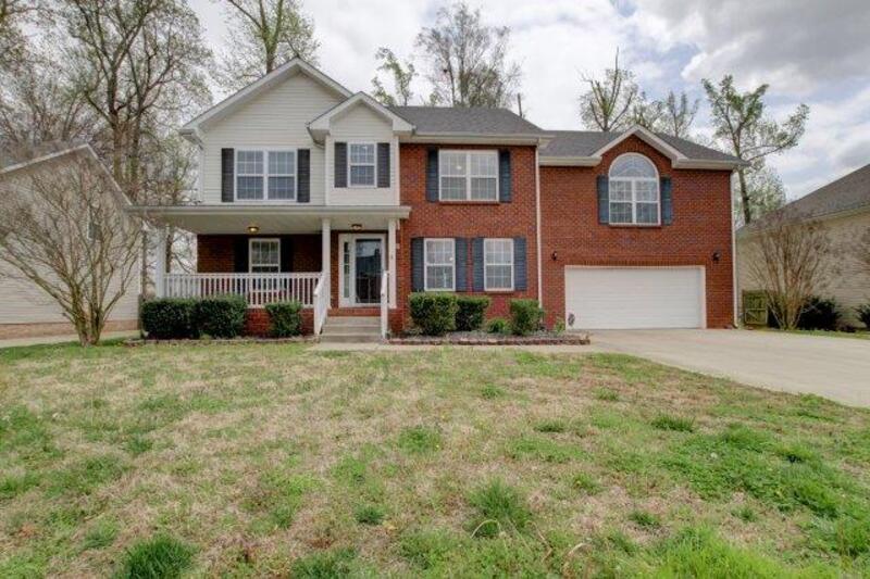 Clarksville House: 2498 Hattington Drive