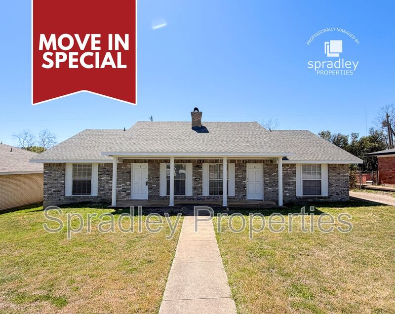 Temple Townhome: 3705A Ivanhoe