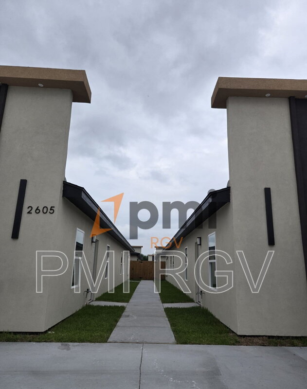 Edinburg Condo: 2605 Brookside Bent St