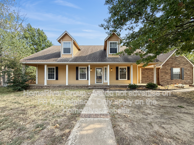 Owasso House: 8947 N 133rd East Ave