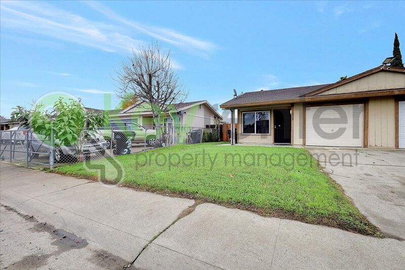 Sacramento House: 7331 Florinda Way