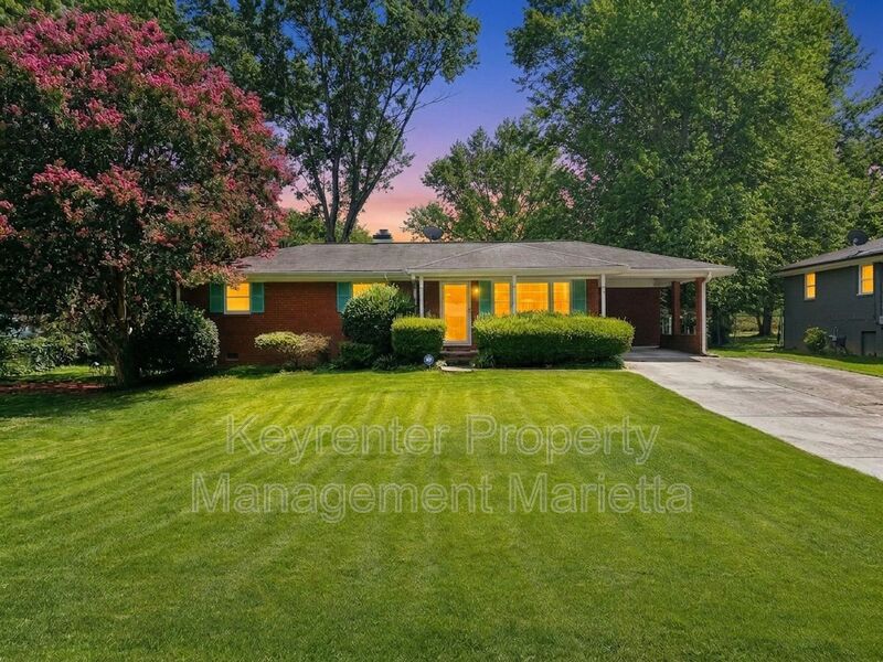 Mableton House: 97 Eddie Ln Sw