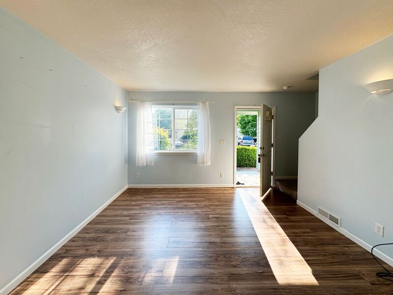 Photo 3 of rental home at 3697 Westleigh Street