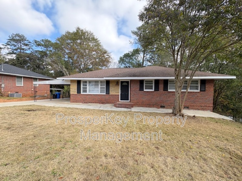 Columbus House: 5802 Catalina Dr