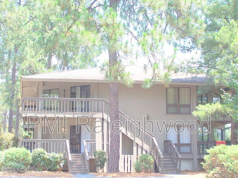 Jackson Springs Condo: 220 Foxkroft Drive