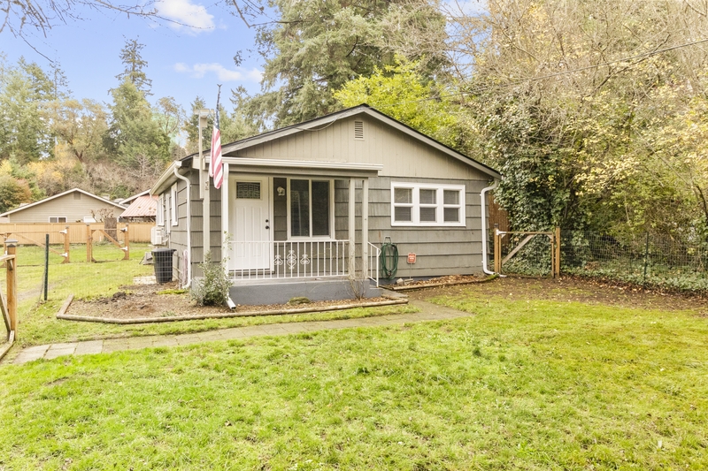 Lakewood Condo: 12803 Nyanza Road Southwest