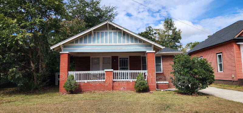 Hapeville House: 3411 N. Fulton Ave