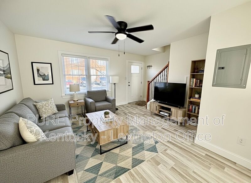 Nicholasville Condo: 305 Lake Street