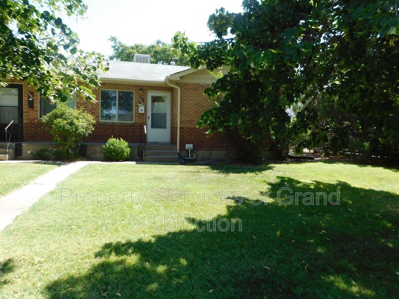 Grand Junction House: 1530 North 15th Street
