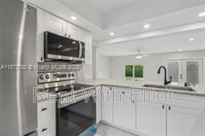 Plantation House: 20 West Tropical Way