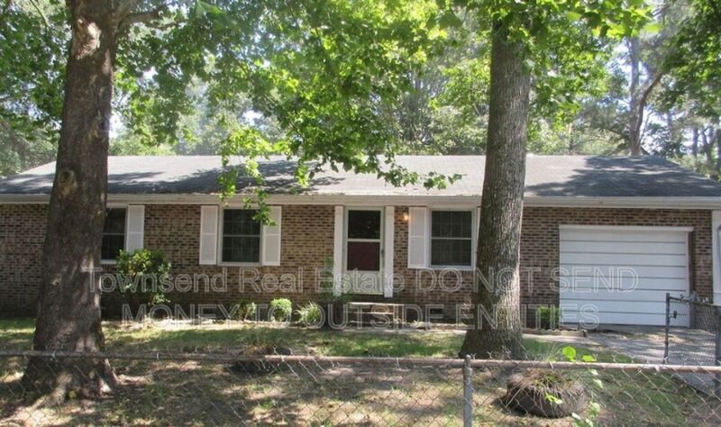 Spring Lake House: 2904 Collingwood St.