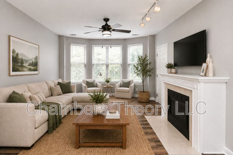 Reston Condo: 1851 Stratford Park Pl