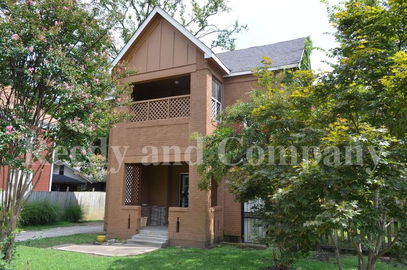 Memphis House: 1511 Jackson Ave Downstairs