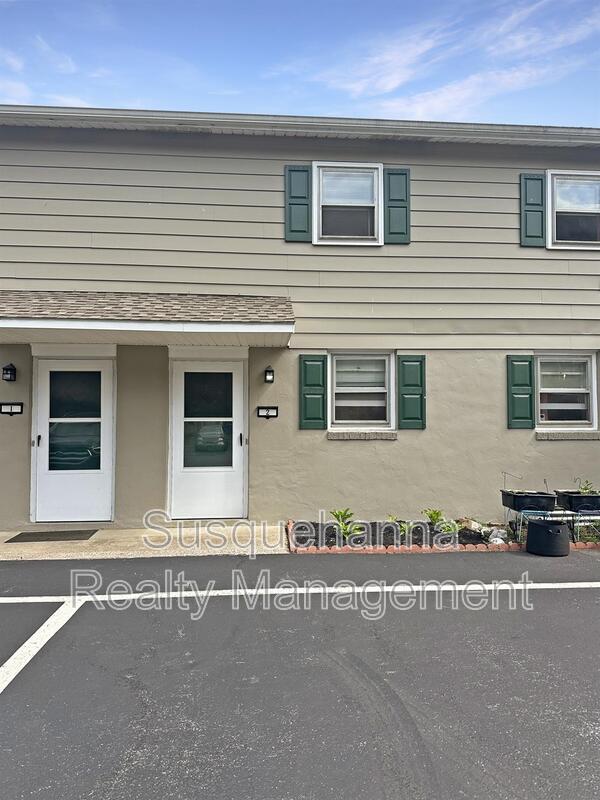 Hummelstown Townhome: 2 Arwin Drive