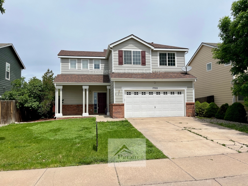 Fountain House: 7722 Barn Owl Drive
