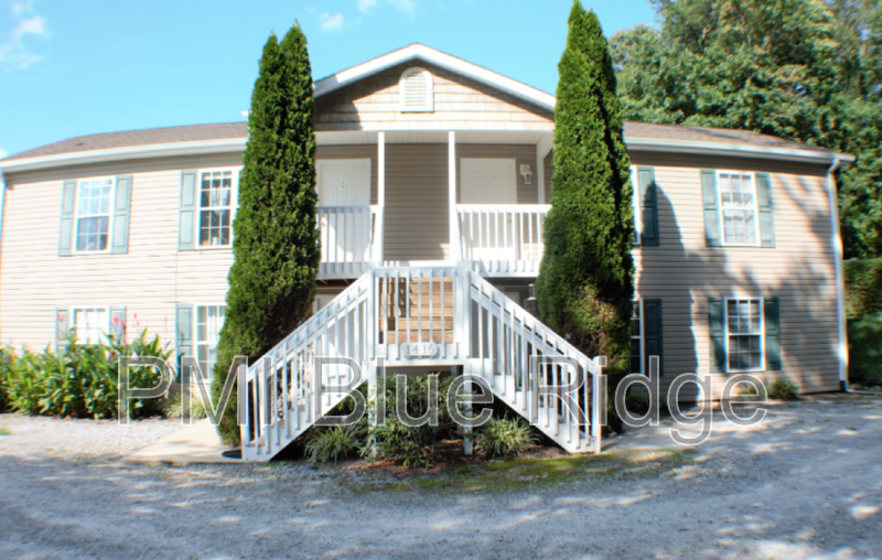 Hendersonville Condo: 1416 Highland Ave