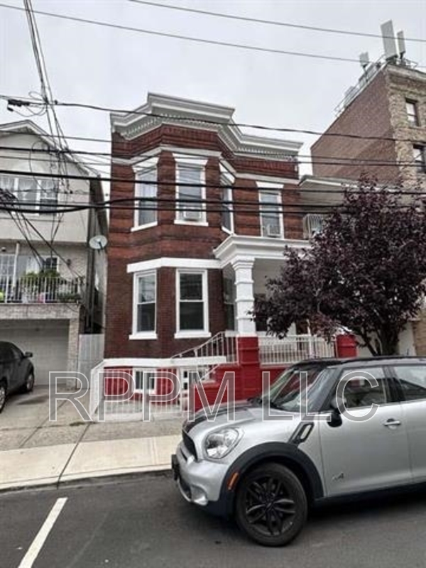West New York Condo: 512 56th Street - 2