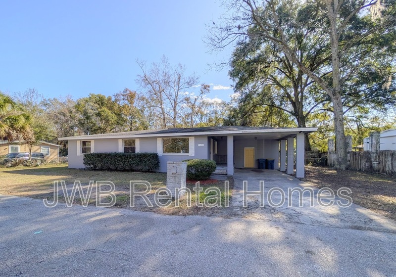 Jacksonville House: 1634 Rosanne St