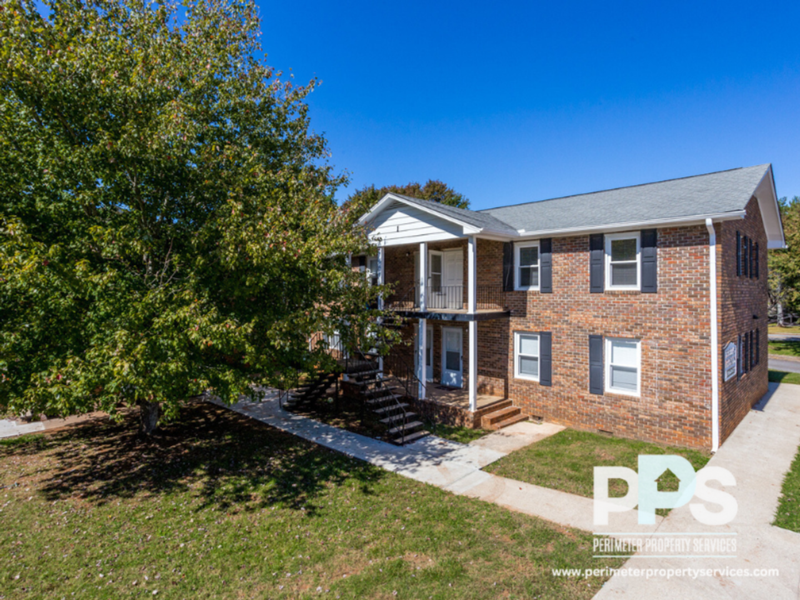 Cumming House: 1004 Tribble Gap Rd