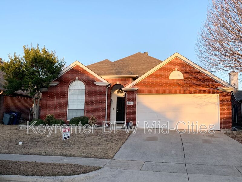 Corinth House: 2606 Lonesome Oak Drive
