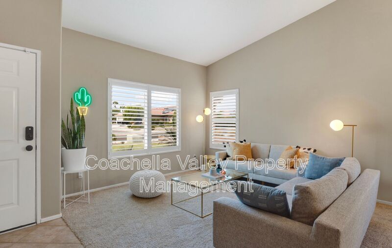 Palm Springs House: 2162 Shannon Way