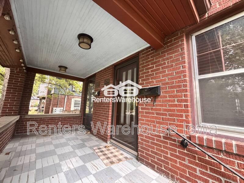 Des Moines Condo: 1211 34th St