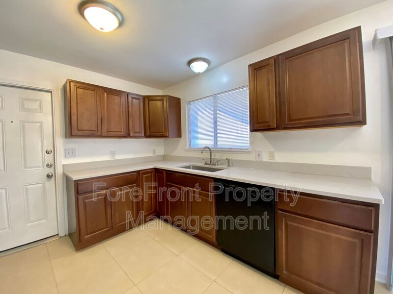 3419 Shady Springs San Antonio TX 78230-4932 - Photo 14