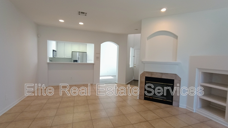 Chula Vista Condo: 1866 Via Capri Street