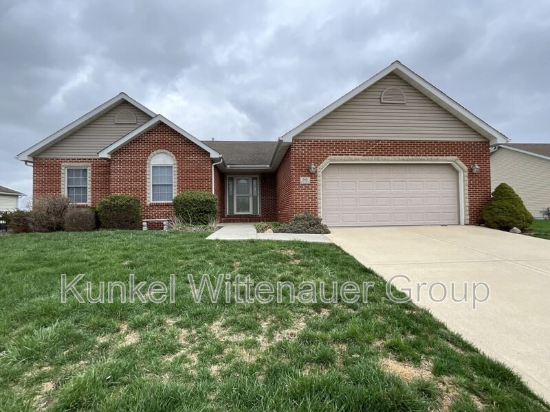 Mascoutah House: 601 Whetstone Lane