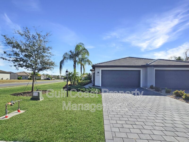 Bradenton Condo: 15942 Clear Skies Place