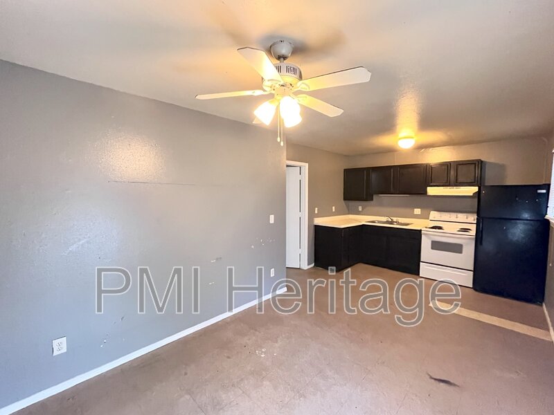 Springdale Condo: 809 E Huntsville Ave