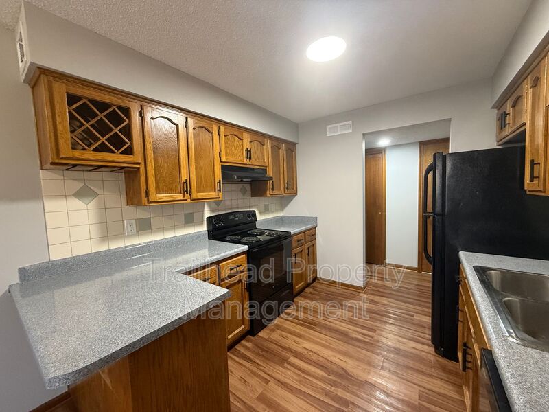 Blue Springs House: 3413 NW Duncan Rd