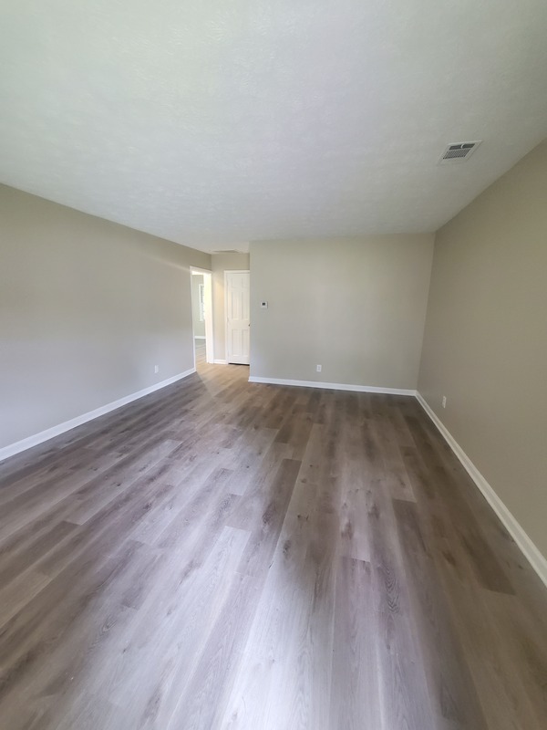 Marietta Condo: 245 Kimberly Way