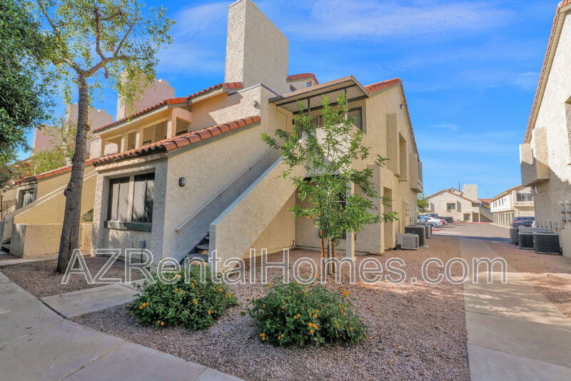 unit 2046 Townhome: 30 E Brown Rd