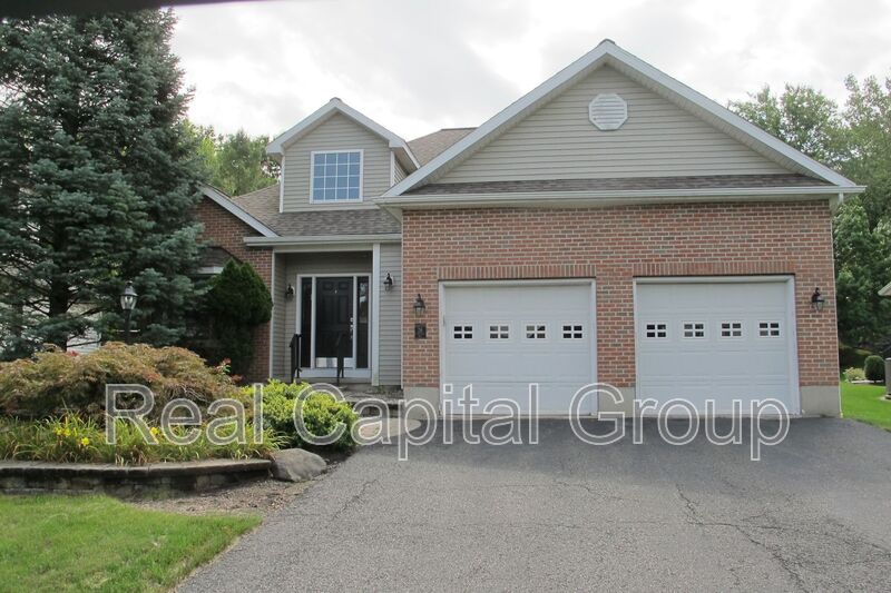 Loudonville House: 26 Cheshire Way