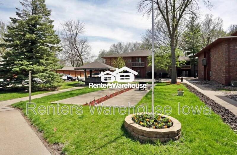 Ankeny Condo: 1115 W 1st Street