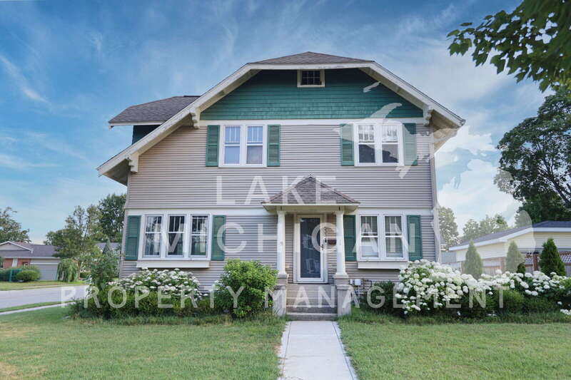 Zeeland House: 533 East Central Avenue